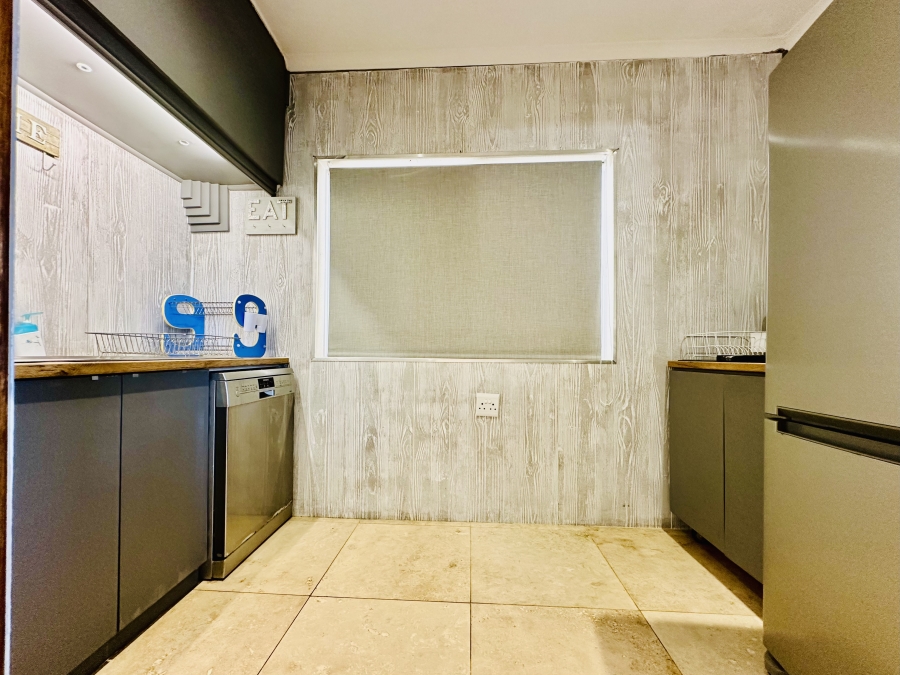 4 Bedroom Property for Sale in Vermont Western Cape